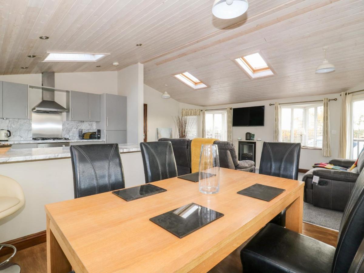 Oakwood Lodge Йорк Екстер'єр фото